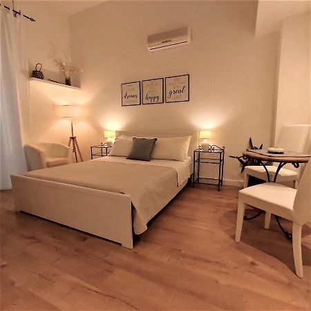 Il Girasole Bb Cagliari Bed & Breakfast Exterior photo