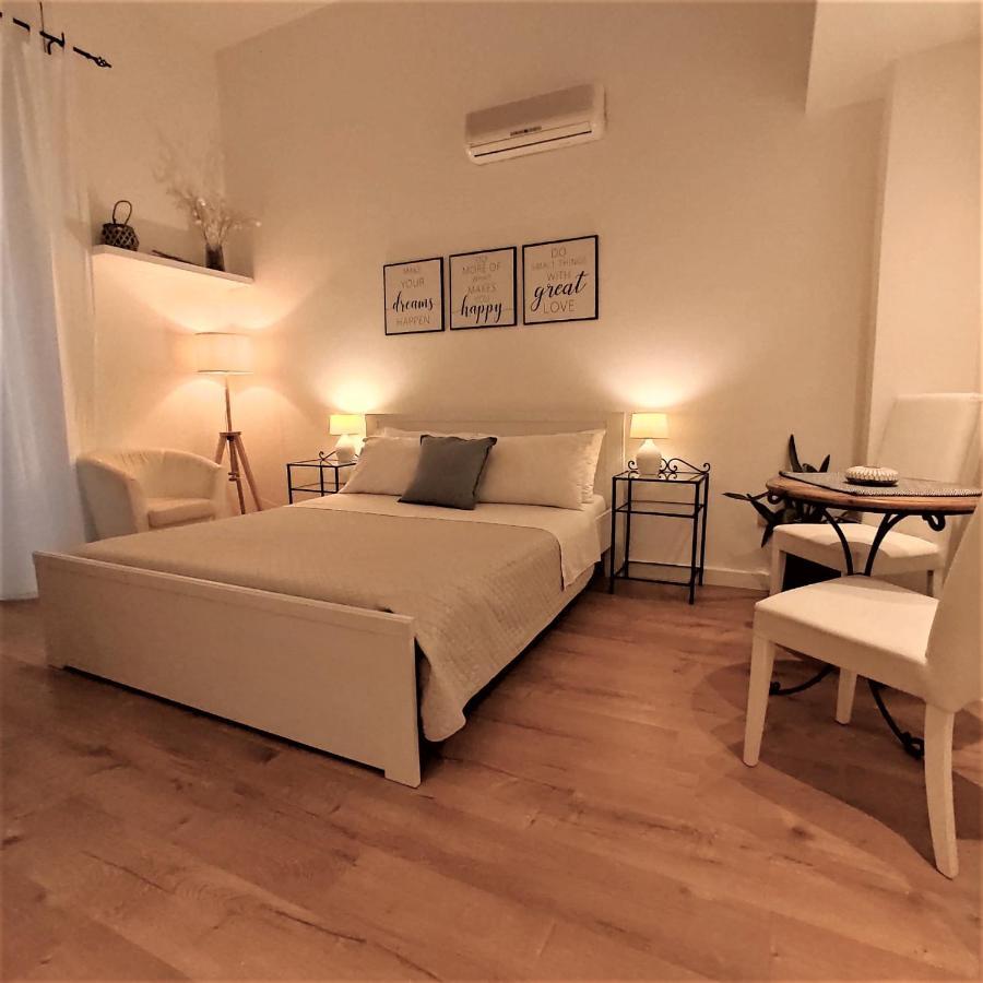 Il Girasole Bb Cagliari Bed & Breakfast Exterior photo